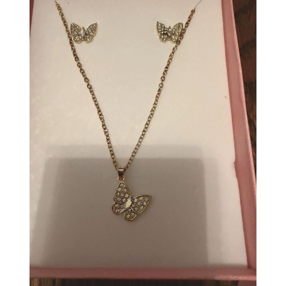 Gold Beautiful Butterfly Clear Crystals Necklace Earring Set Pink Gift Box NEW
